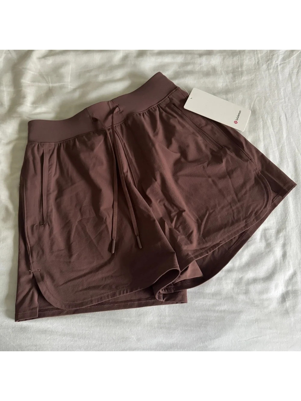 🆕🤎 Lululemon License to Train HR Short 4” Dark Oxide